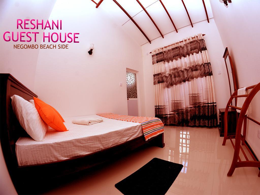 Reshani Guest House Negombo Extérieur photo