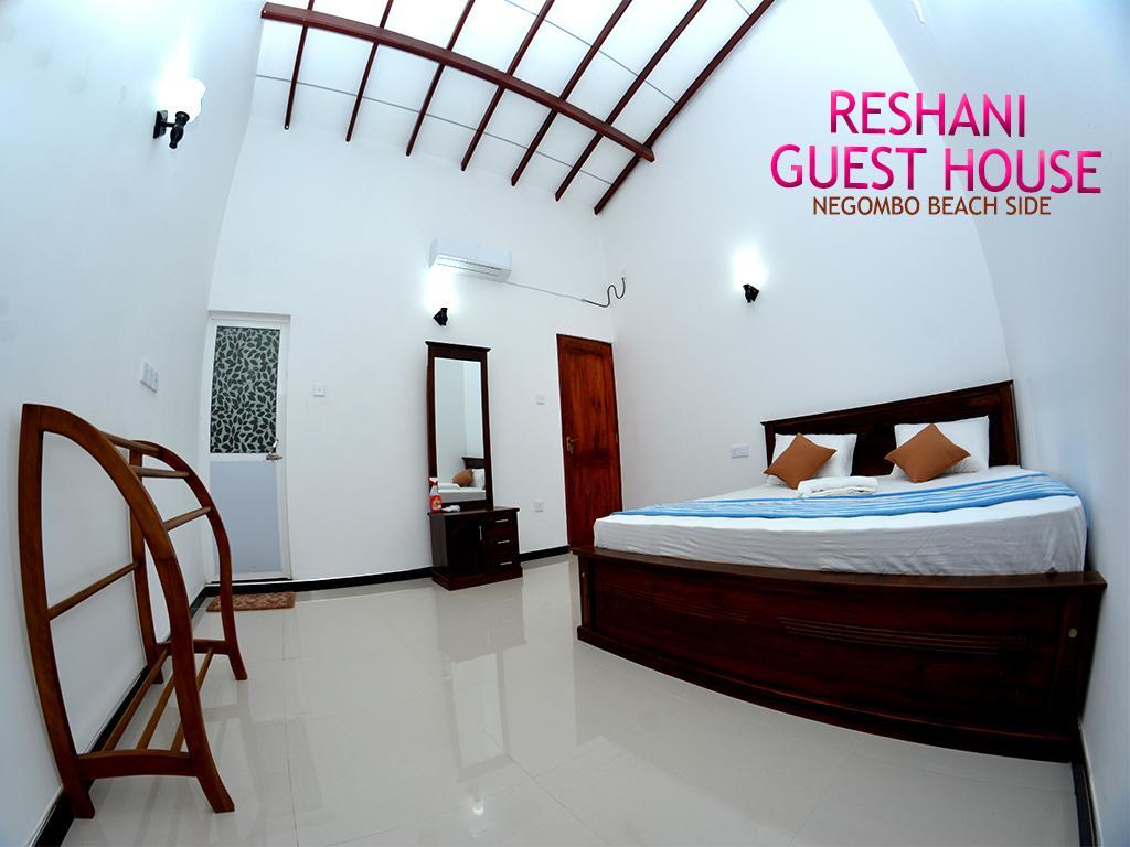 Reshani Guest House Negombo Extérieur photo