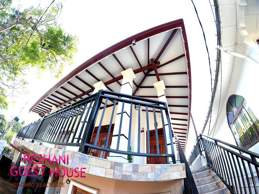 Reshani Guest House Negombo Extérieur photo