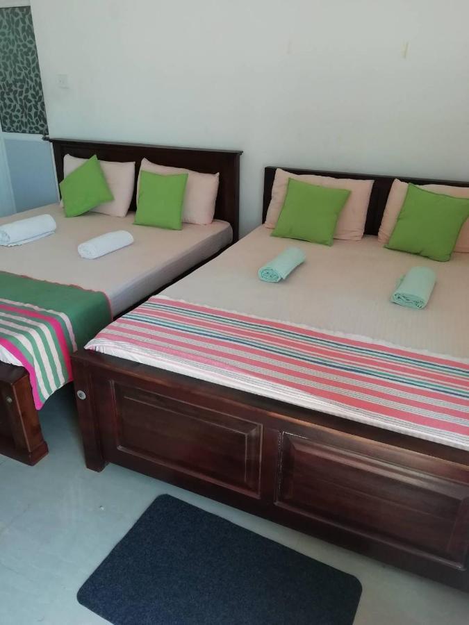 Reshani Guest House Negombo Extérieur photo