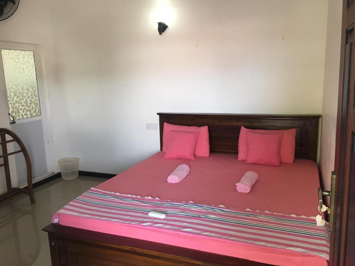 Reshani Guest House Negombo Extérieur photo