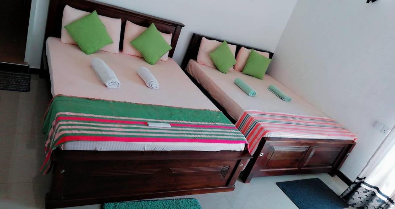 Reshani Guest House Negombo Extérieur photo