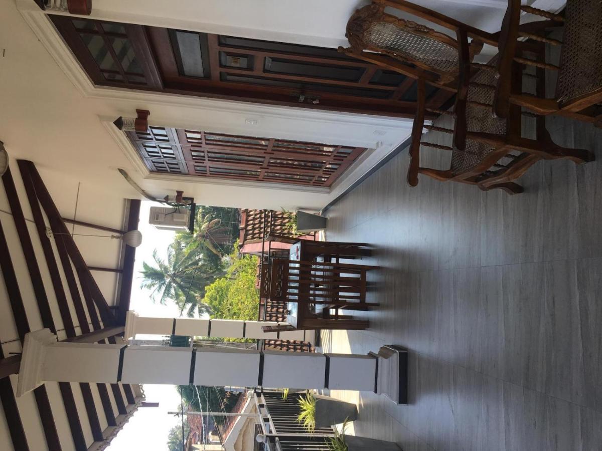 Reshani Guest House Negombo Extérieur photo
