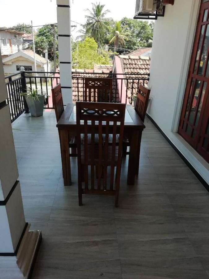 Reshani Guest House Negombo Extérieur photo