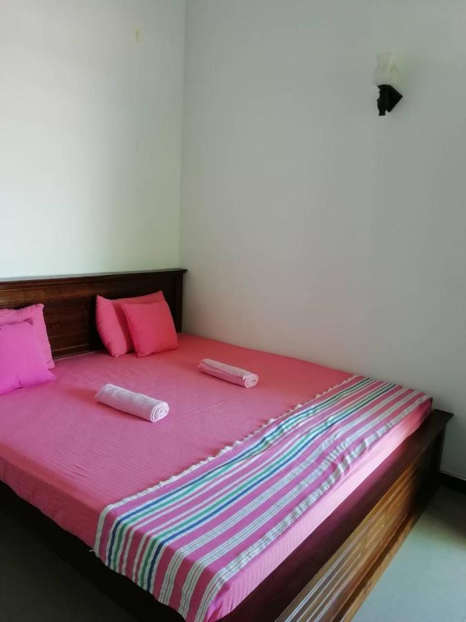 Reshani Guest House Negombo Extérieur photo